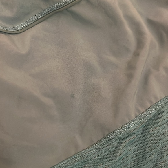 Turquoise lulu Lemon shirt  (FEEL FREE TO MAKE OFFERS) - Picture 4 of 4